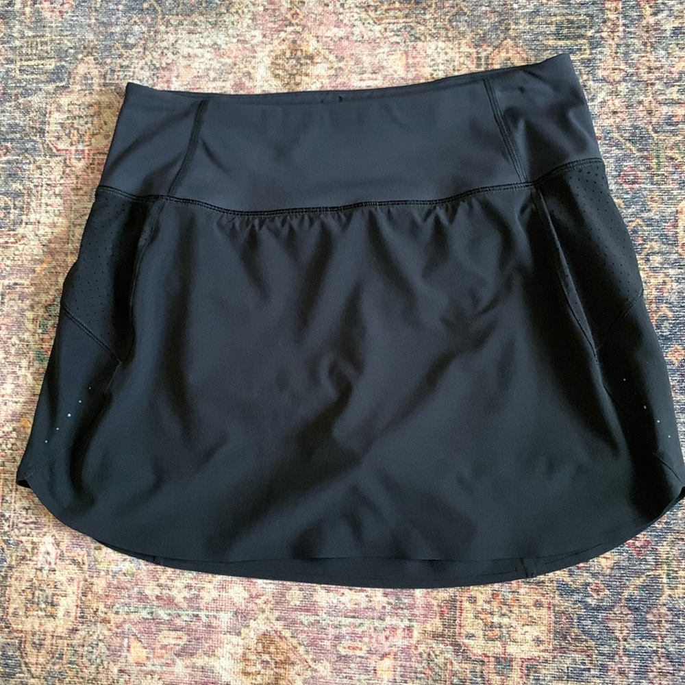 Athleta Run With It Skort